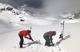 Aufbaukurs Lawinen am Furkapass Ski/Board