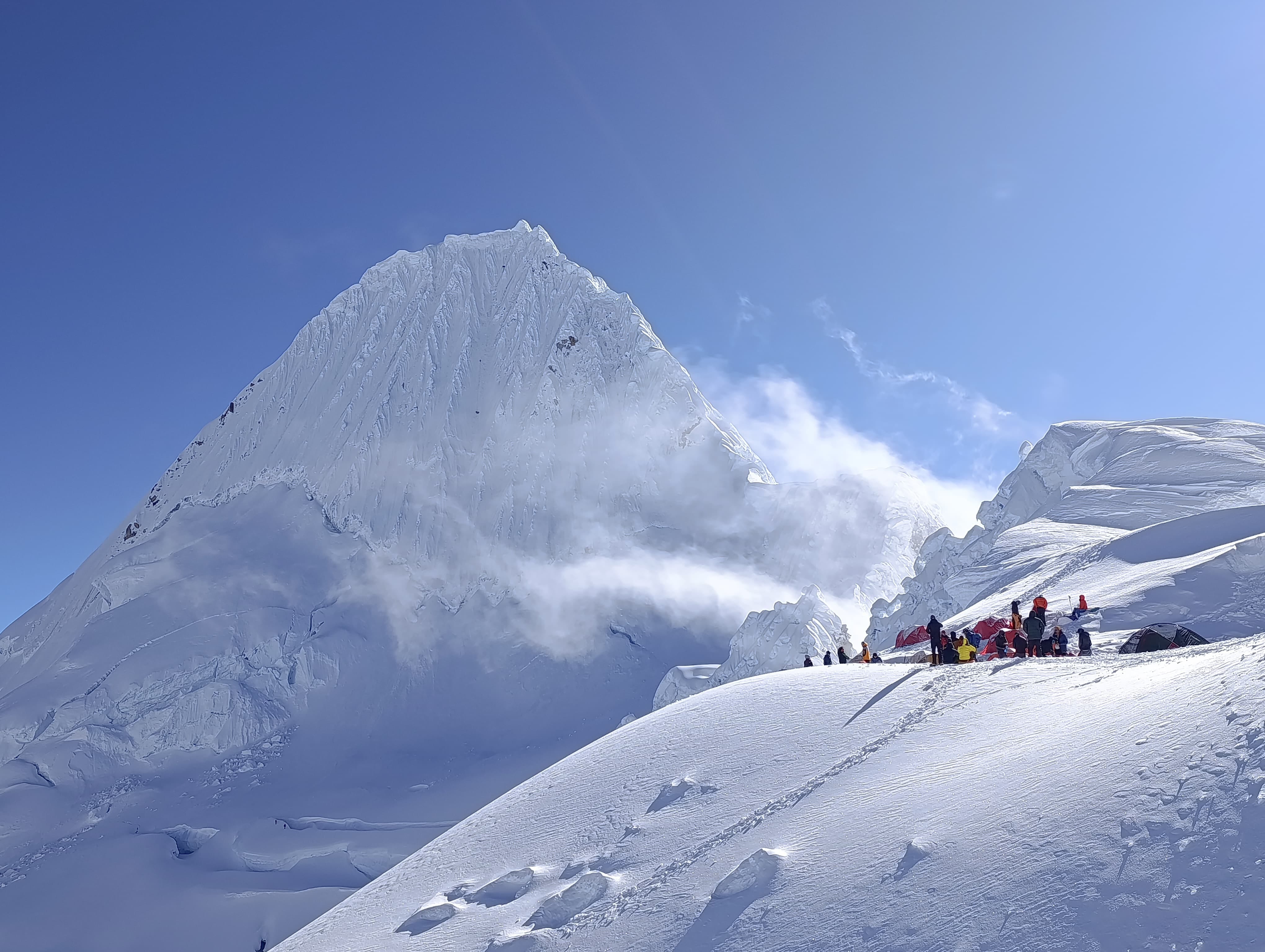 Expedition Alpamayo 5947m