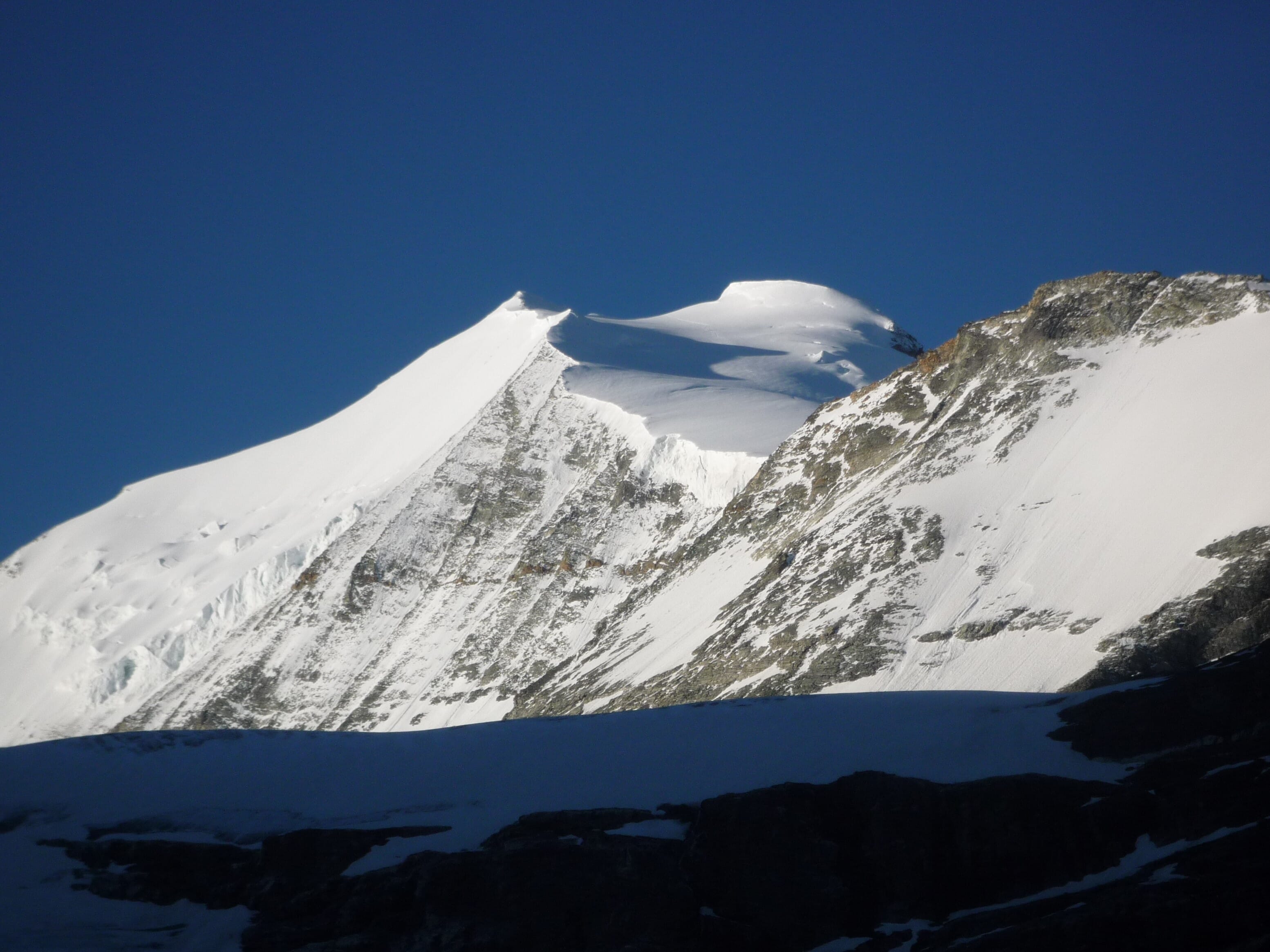 Bishorn 4151m: Einfacher 4000er neben dem Weisshorn im Turtmanntal