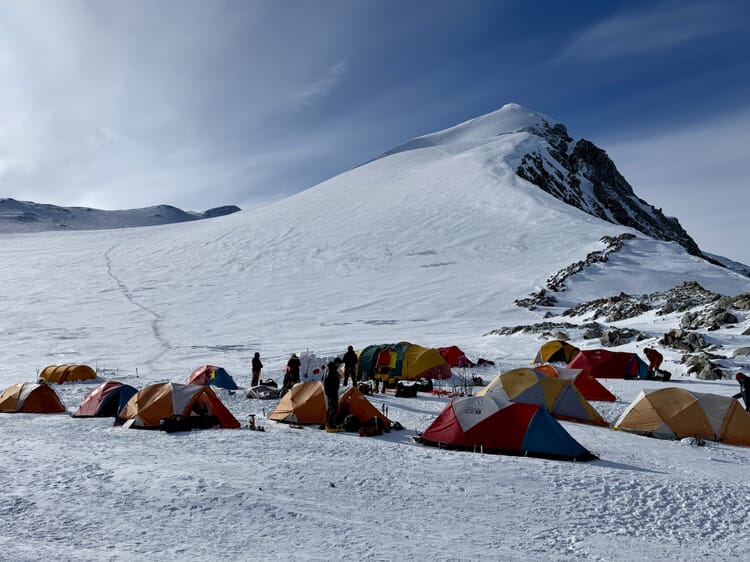 Reisebericht: Expedition Mount Vinson 2025