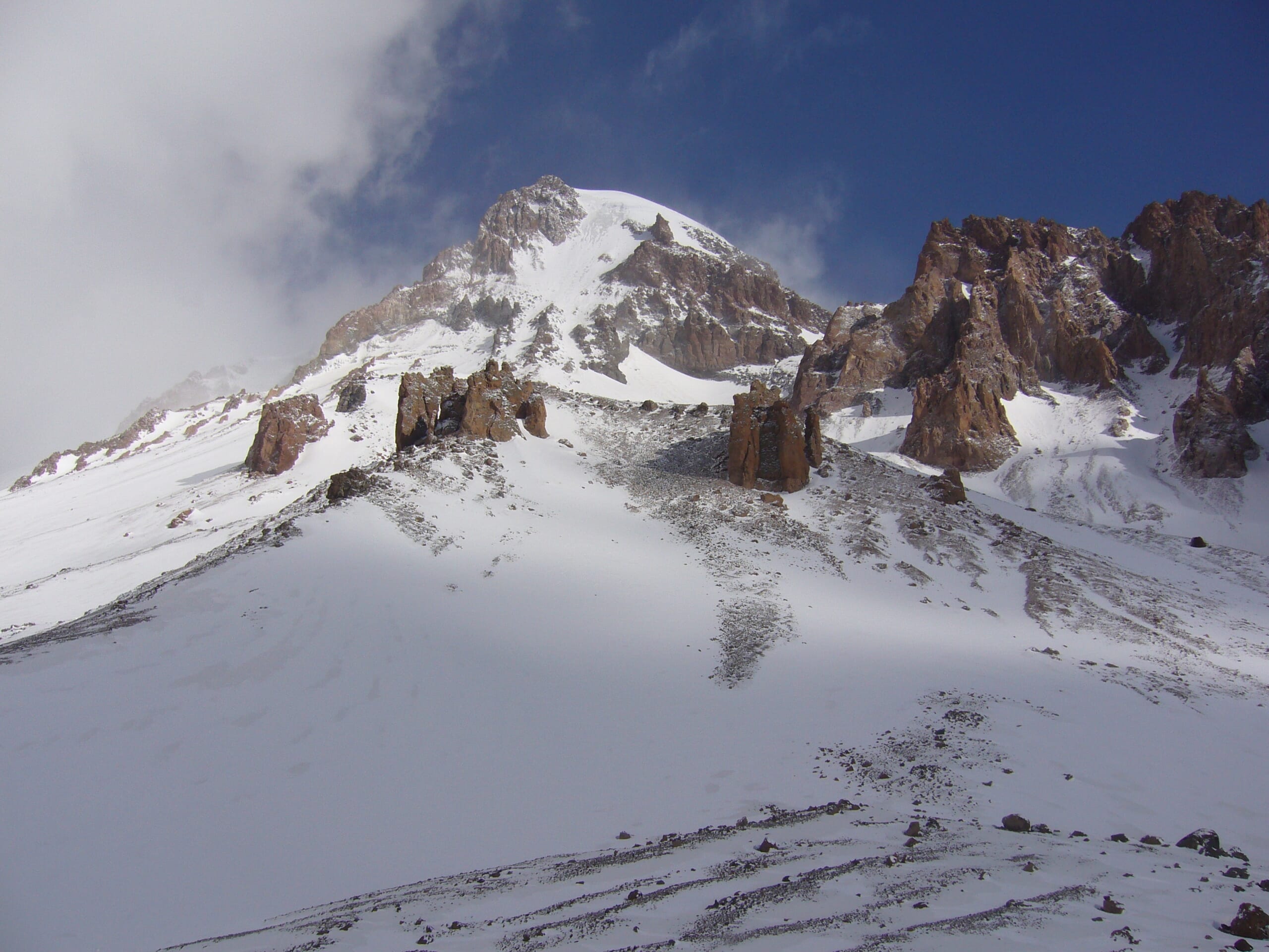 Ski-Expedition des Kazbek 5054m Georgien