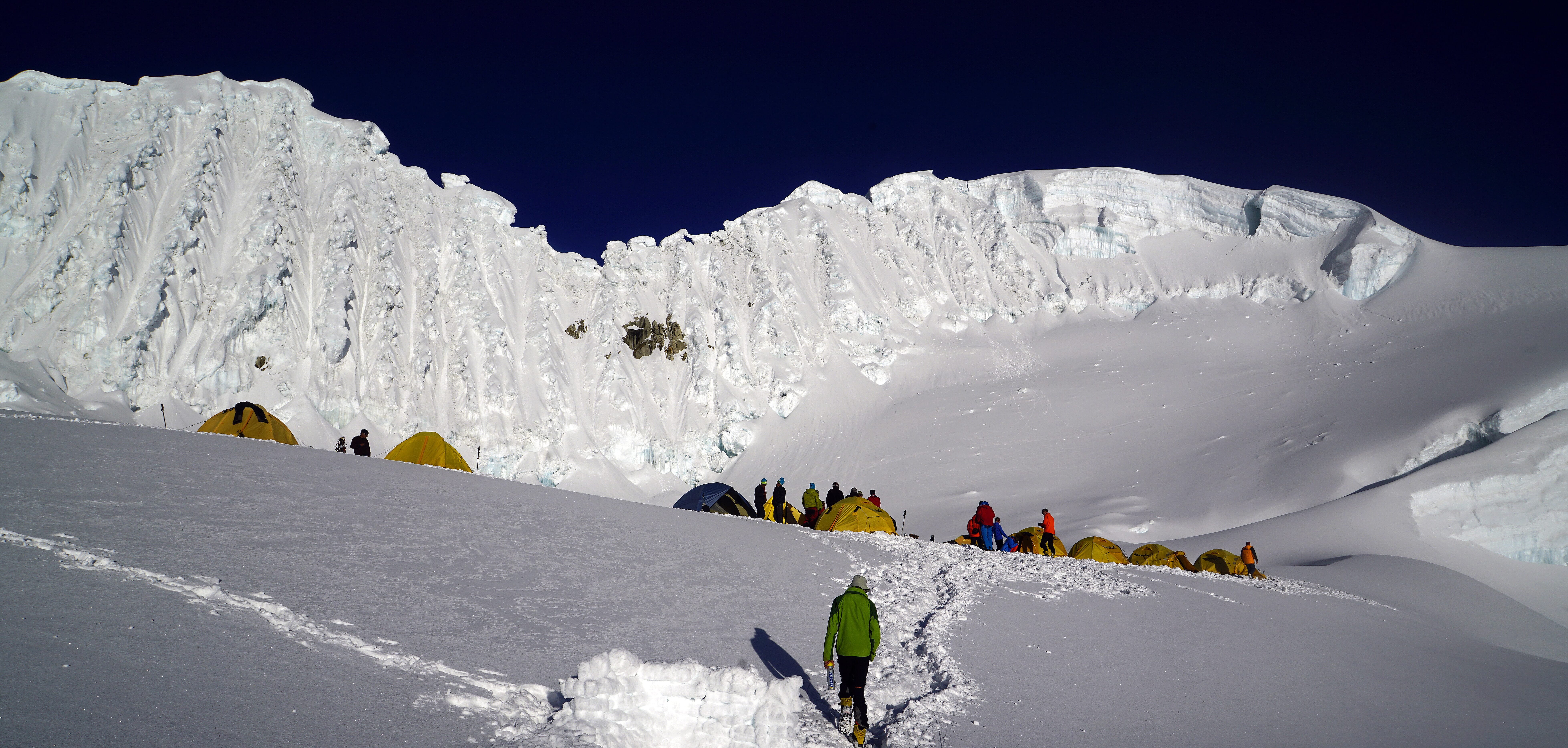 Expedition Alpamayo 5947m & Tocllaraju 6034m
