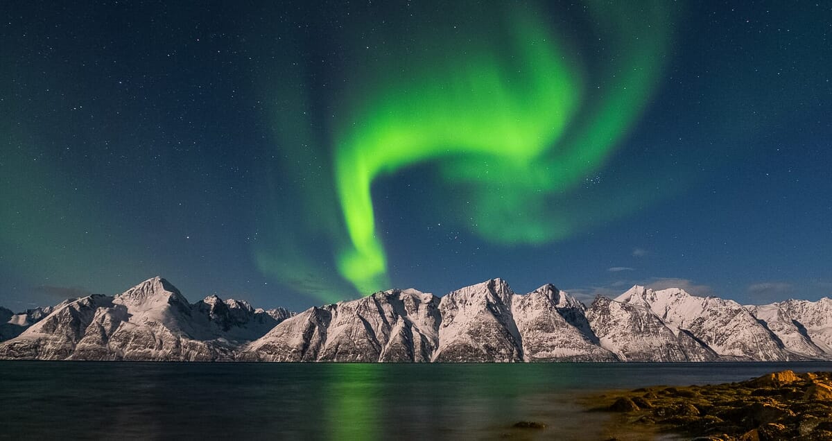 Skitourenreisen Norwegen - Nordlichter, weisse Berge und Meer