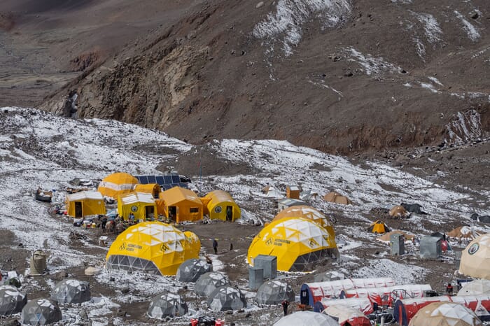 Base Camp Plaza de Mulas 4.300m