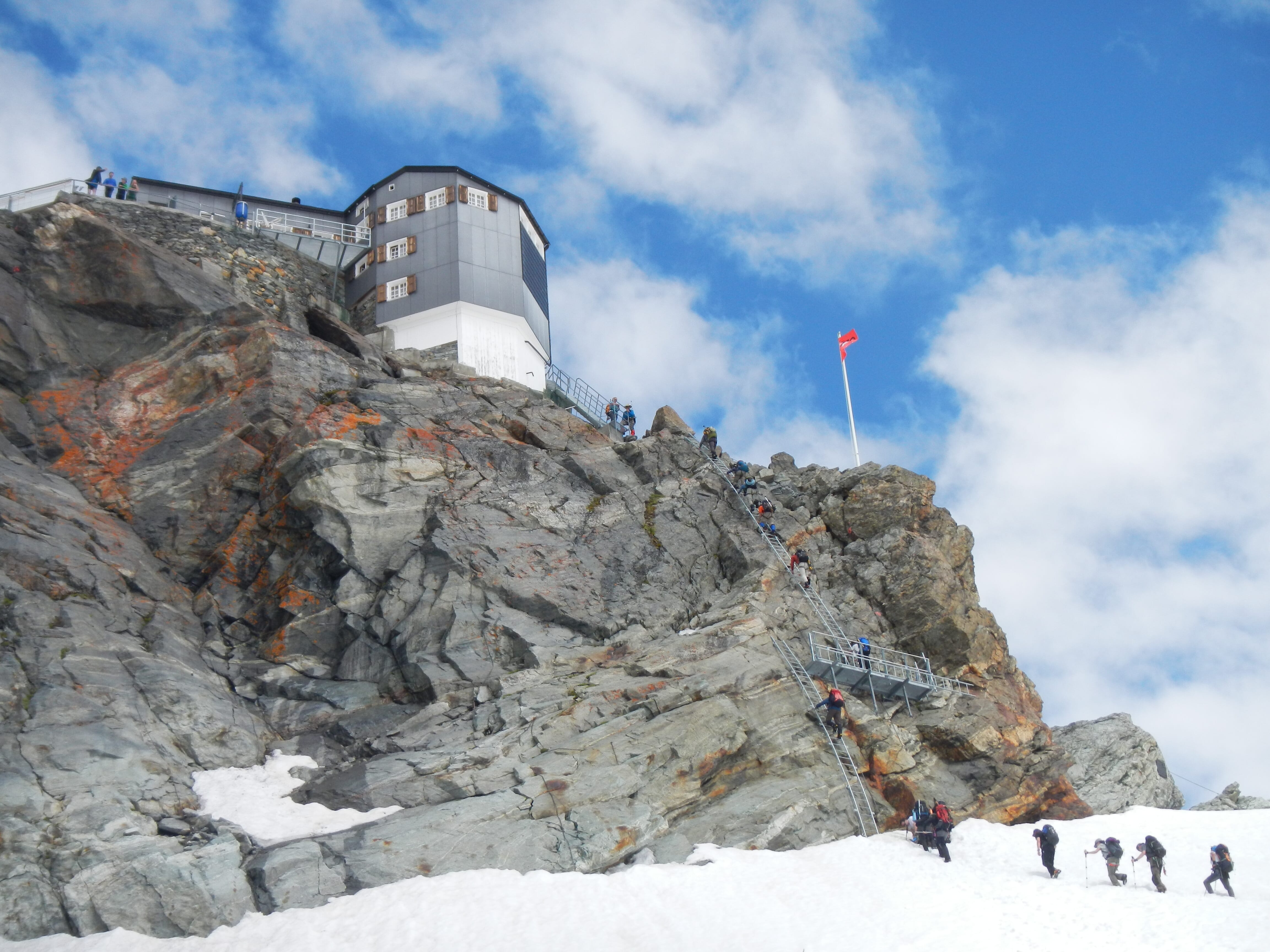 Cabane de Bertol CAS 3311m