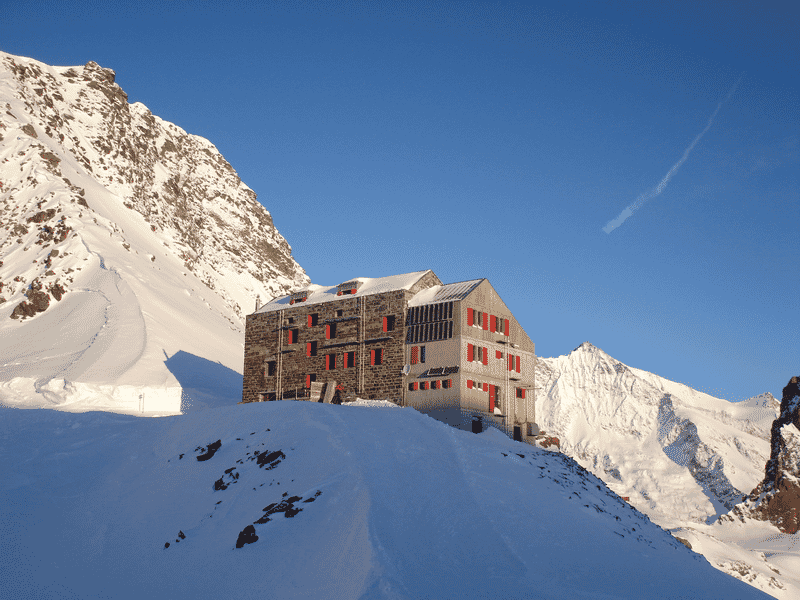 Britanniahütte SAC 3030m