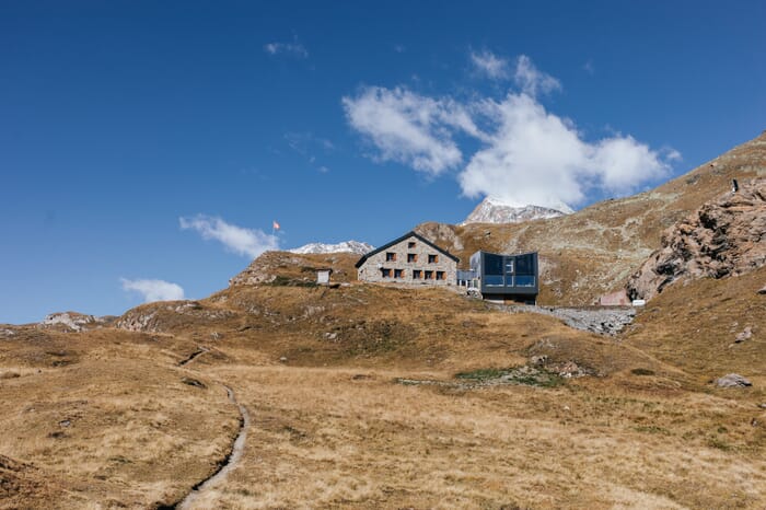 Cabane de Chanrion SAC 2462m