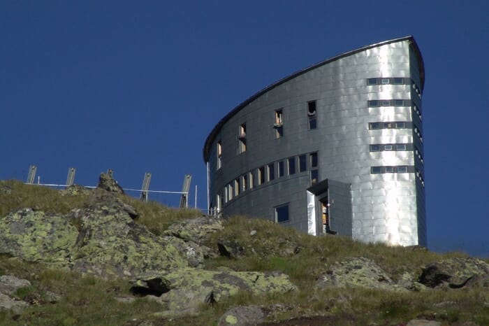 Cabane du Vélan CAS 2642m