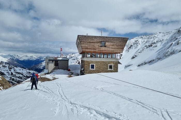 Capanna Corno Gries SAC 2338m