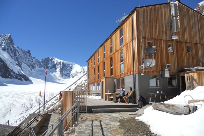 Finsteraarhornhütte SAC 3048m