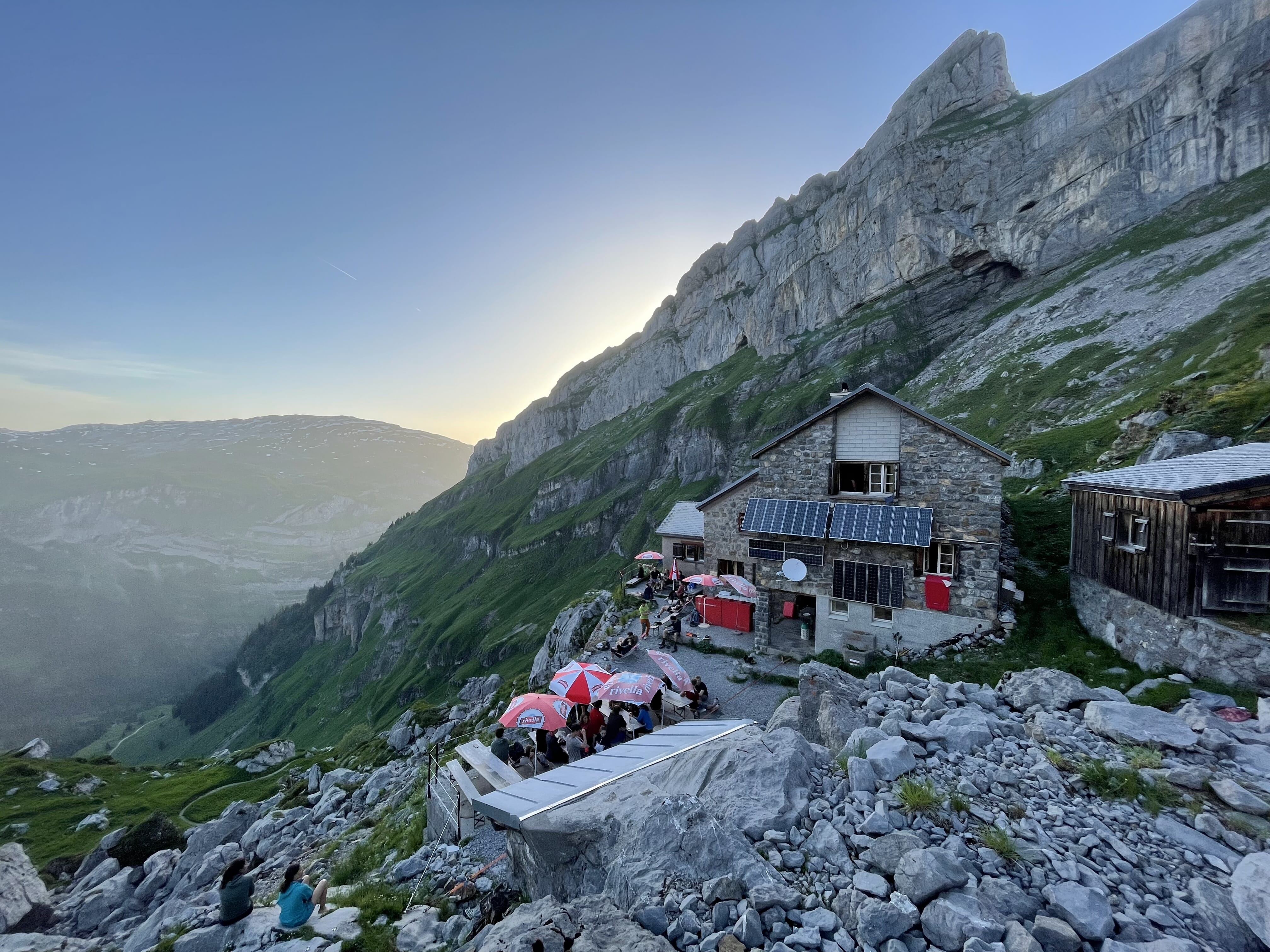 Glärnischhütte SAC 1990m
