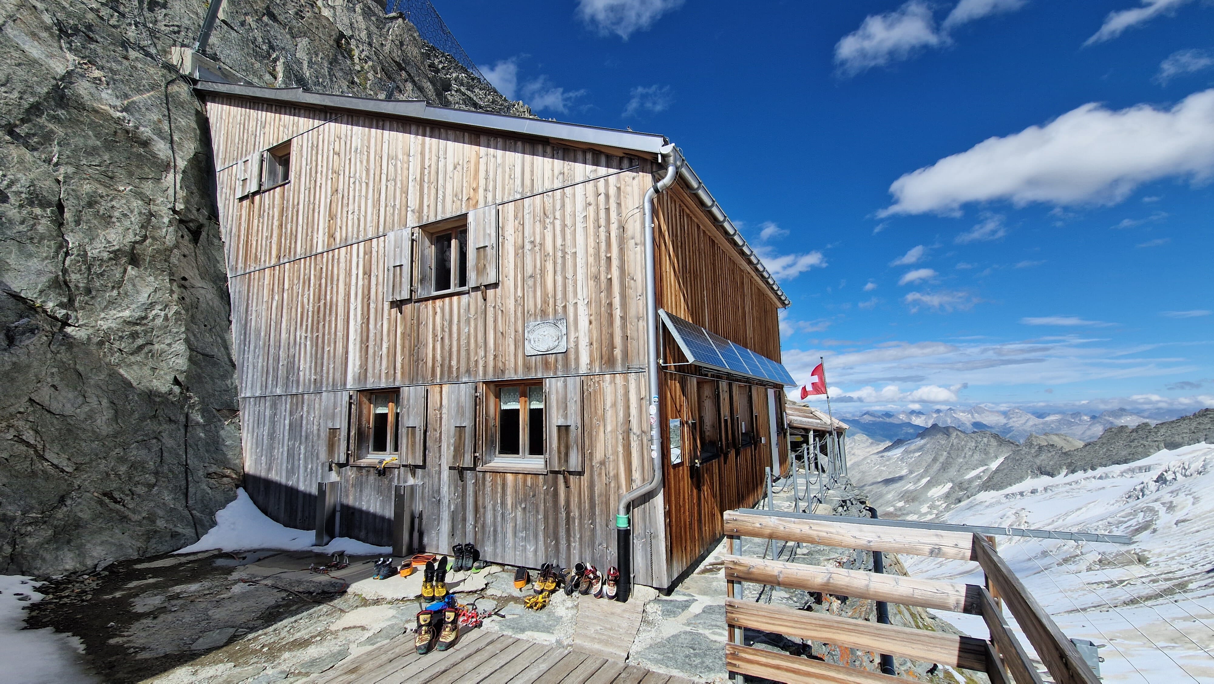 Oberaarjochhütte SAC 3258m