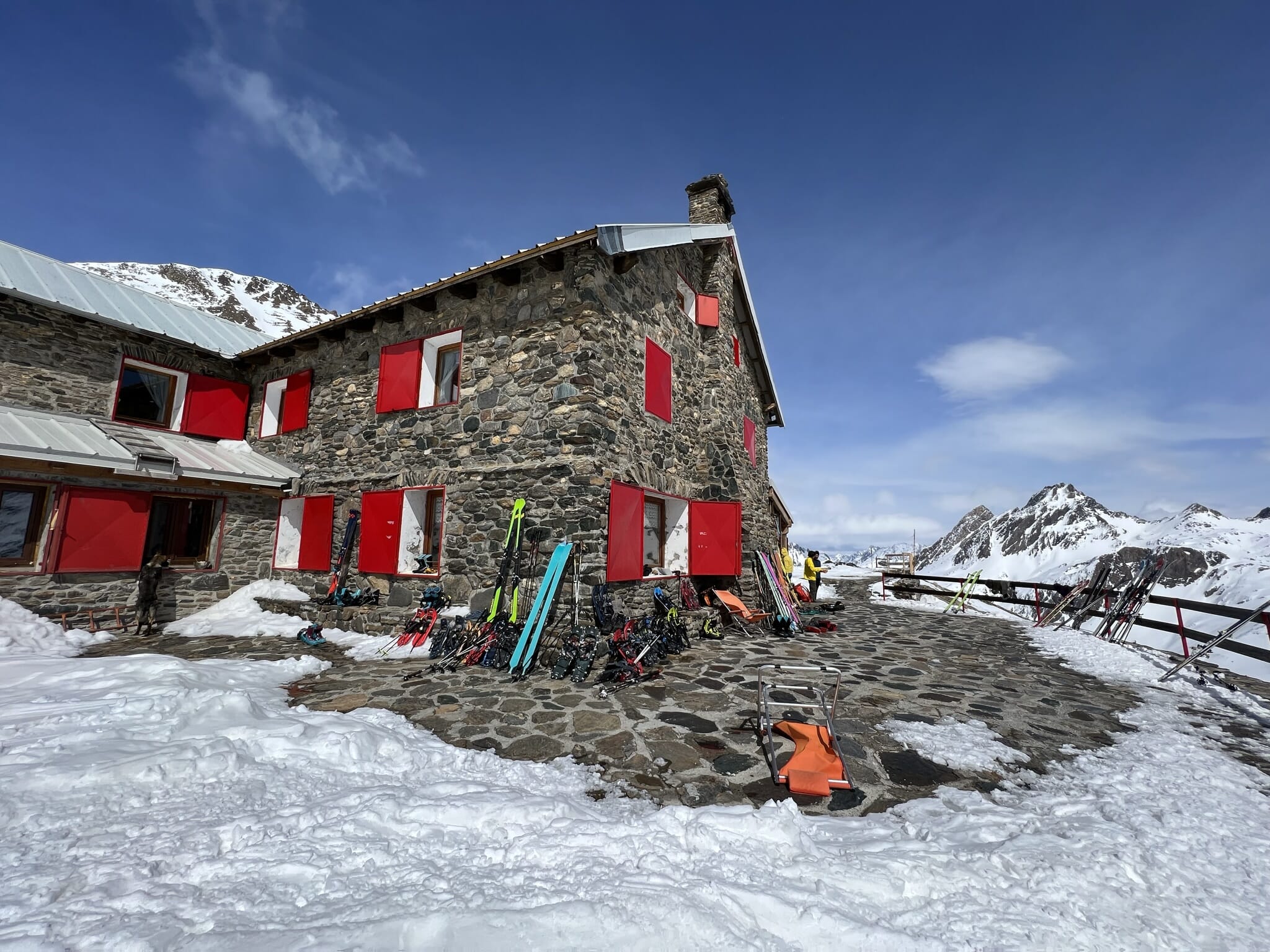 Rifugio Claudio e Bruno 2710m