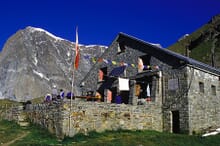 Schönbielhütte SAC, Hotel Du Glacier, Cabanes des Vignettes SAC, Cabane de Chanrion SAC, Hotel Vallee Blanche