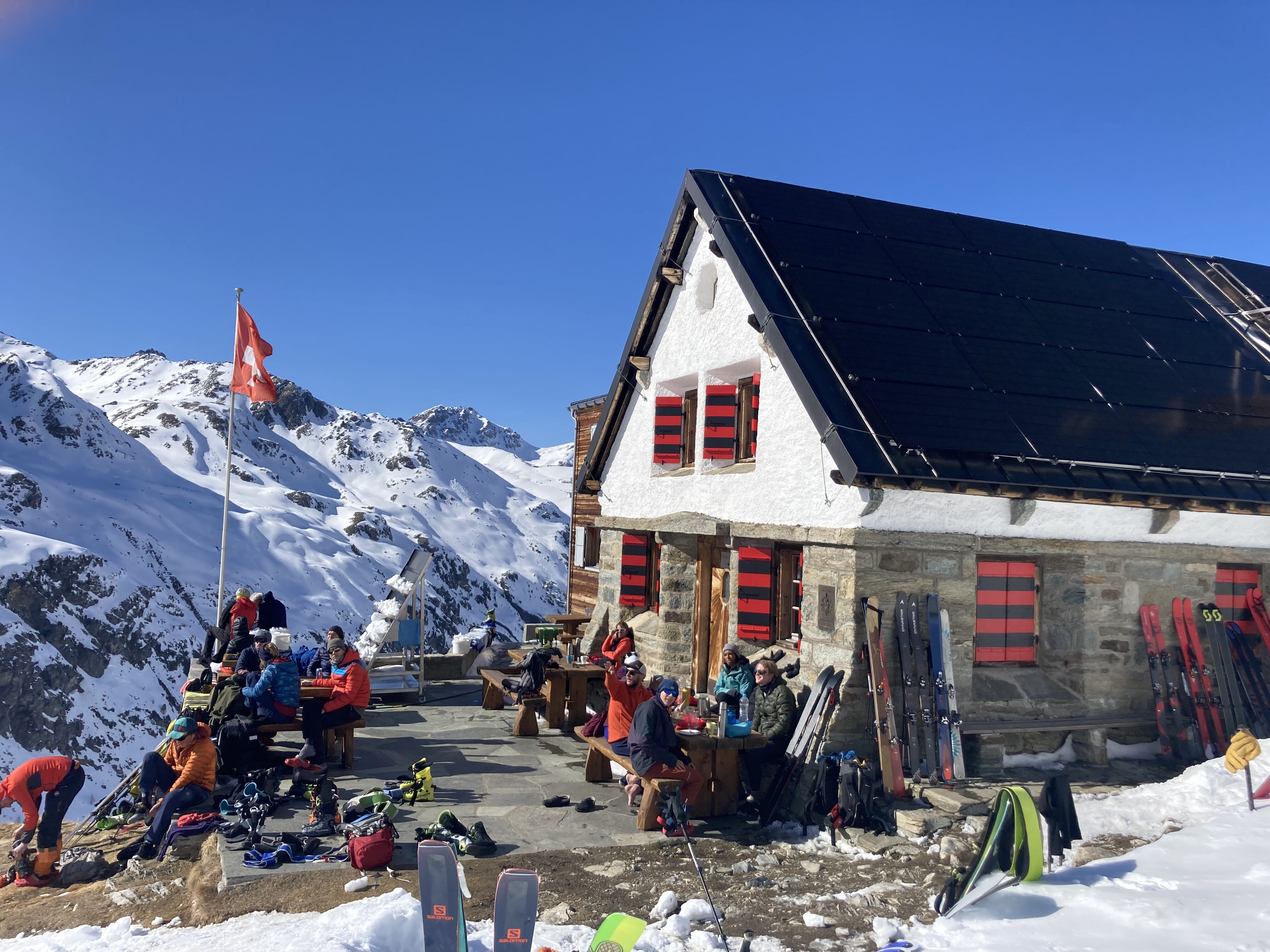 Turtmannhütte SAC 2519m