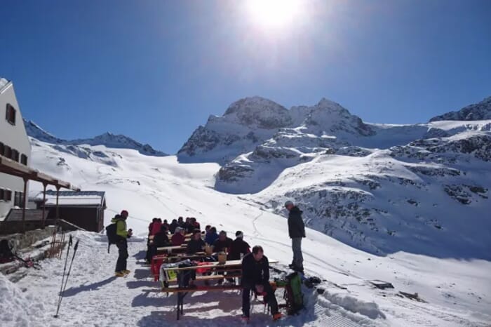 Wiesbadener-Hütte DAV 2443m