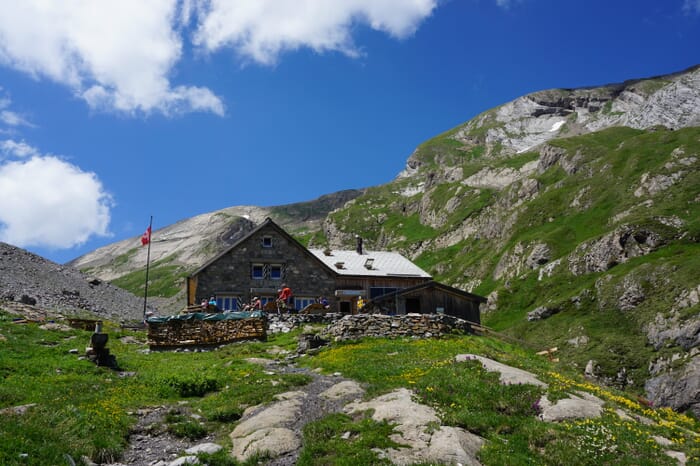 Wildhornhütte SAC 2303m